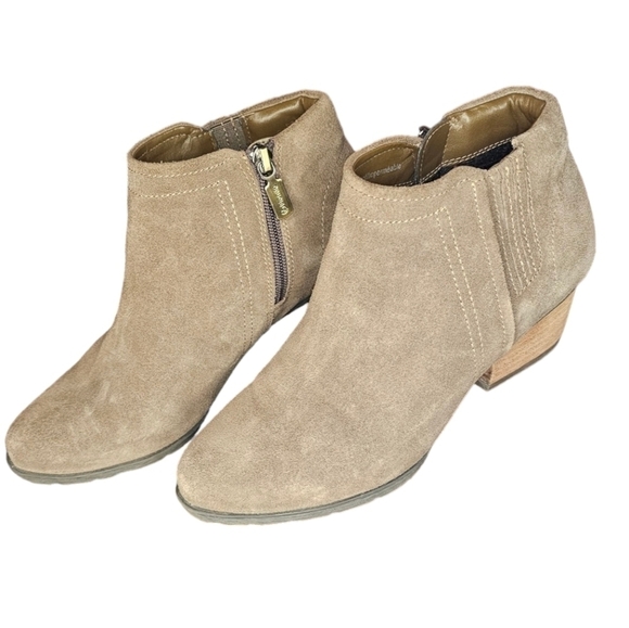 Blondo Waterproof Nubuck Leather Suede Block Heel 6.5W Bootie color mushroom - Picture 16 of 16